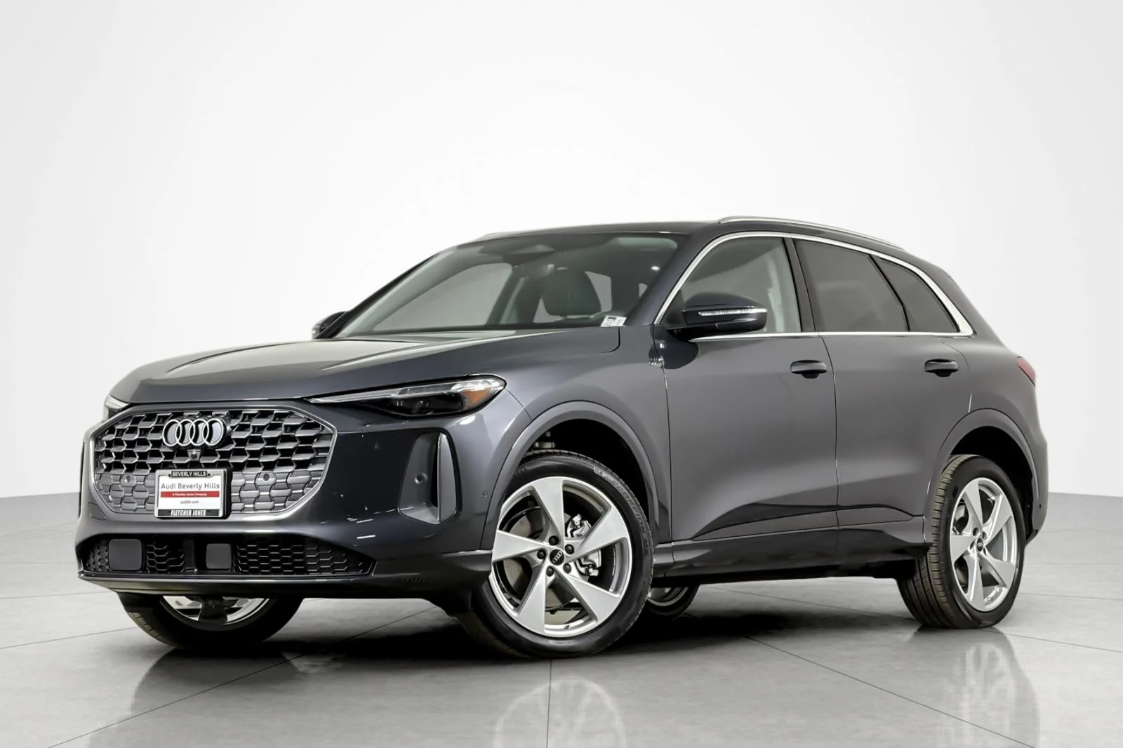 2025 Audi Q5 40 Premium Plus's photo
