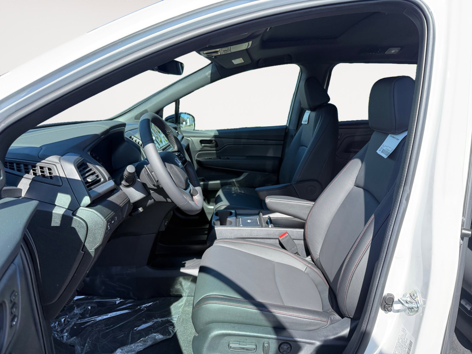 New 2026 Platinum White Pearl Honda Sport-L image 10