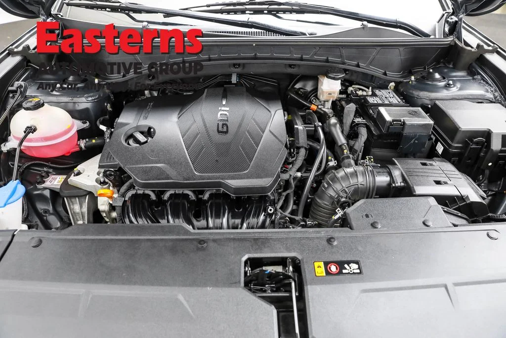 Used 2024 Gray Hyundai SEL image 7