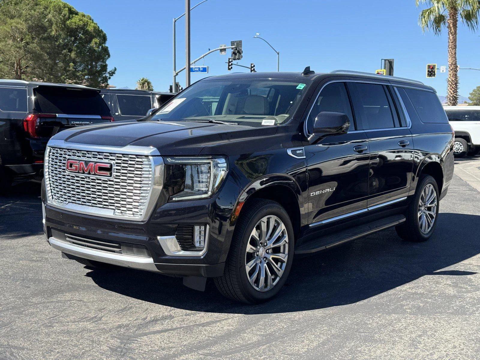 Used 2024 Midnight Blue Metallic GMC Denali image 3