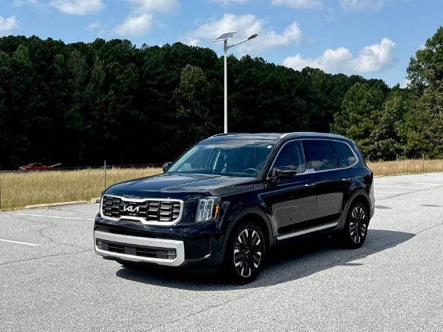 Used 2025 Black Kia SX image 3