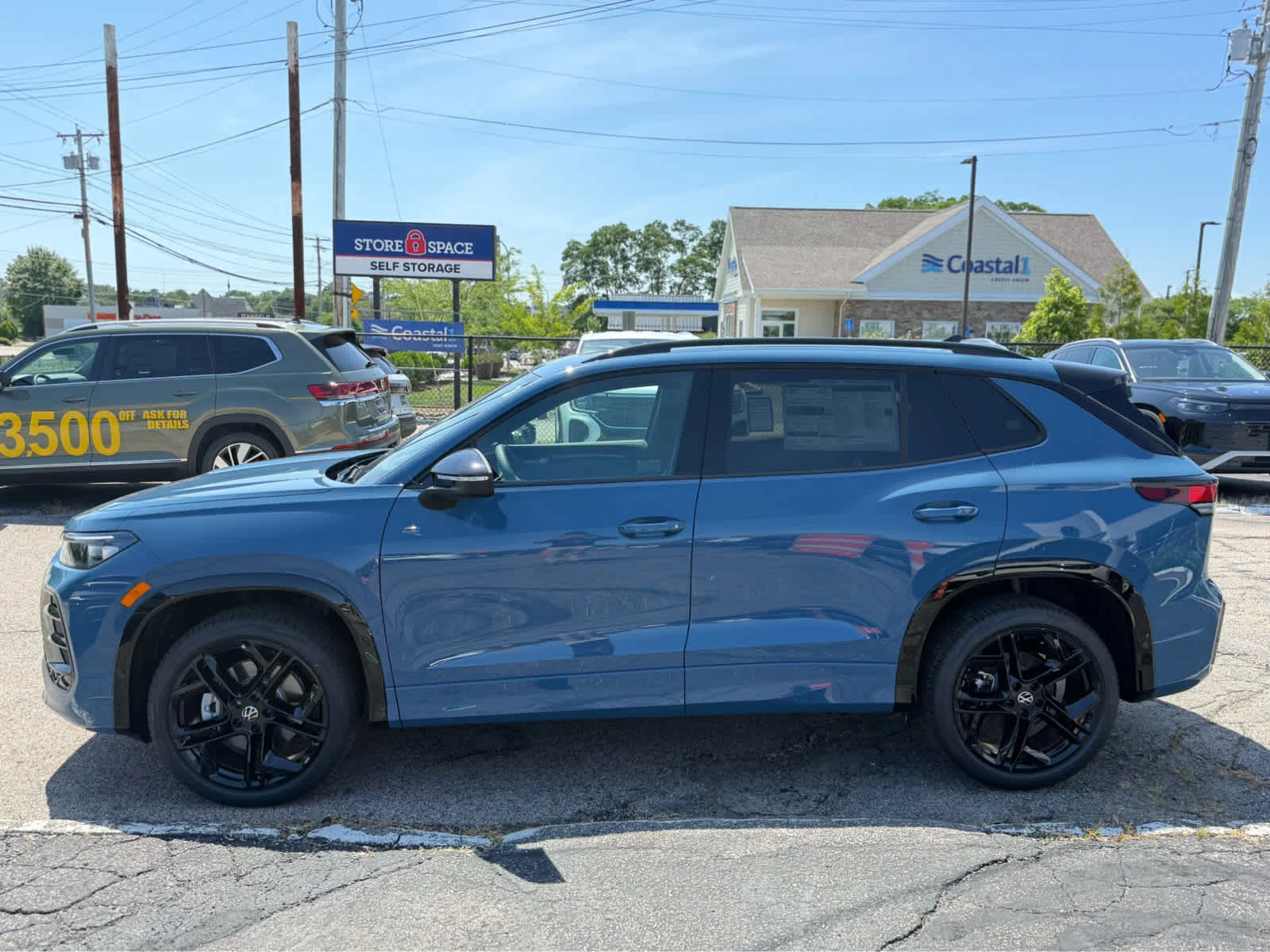 New 2026 Monterey Blue Pearl Volkswagen SE R-Line Black image 4
