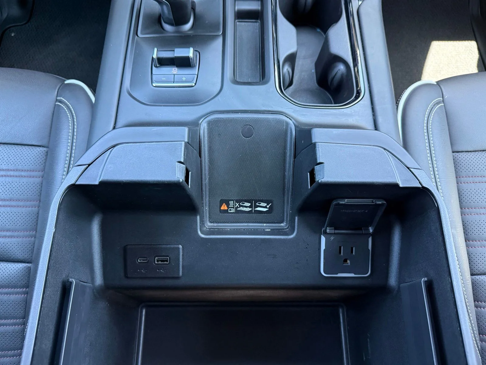 Used 2024 Silver GMC AT4X image 34