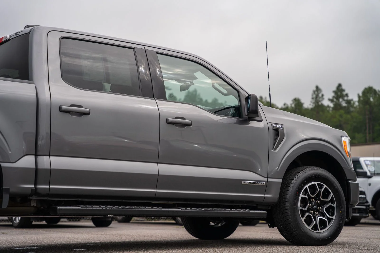 Used 2022  Ford XLT image 8