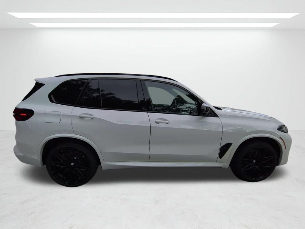 New 2026 Alpine White BMW Competition image 3