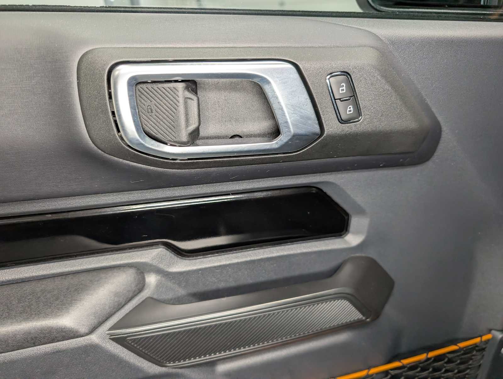 Used 2024 Shadow Black Ford Badlands image 39