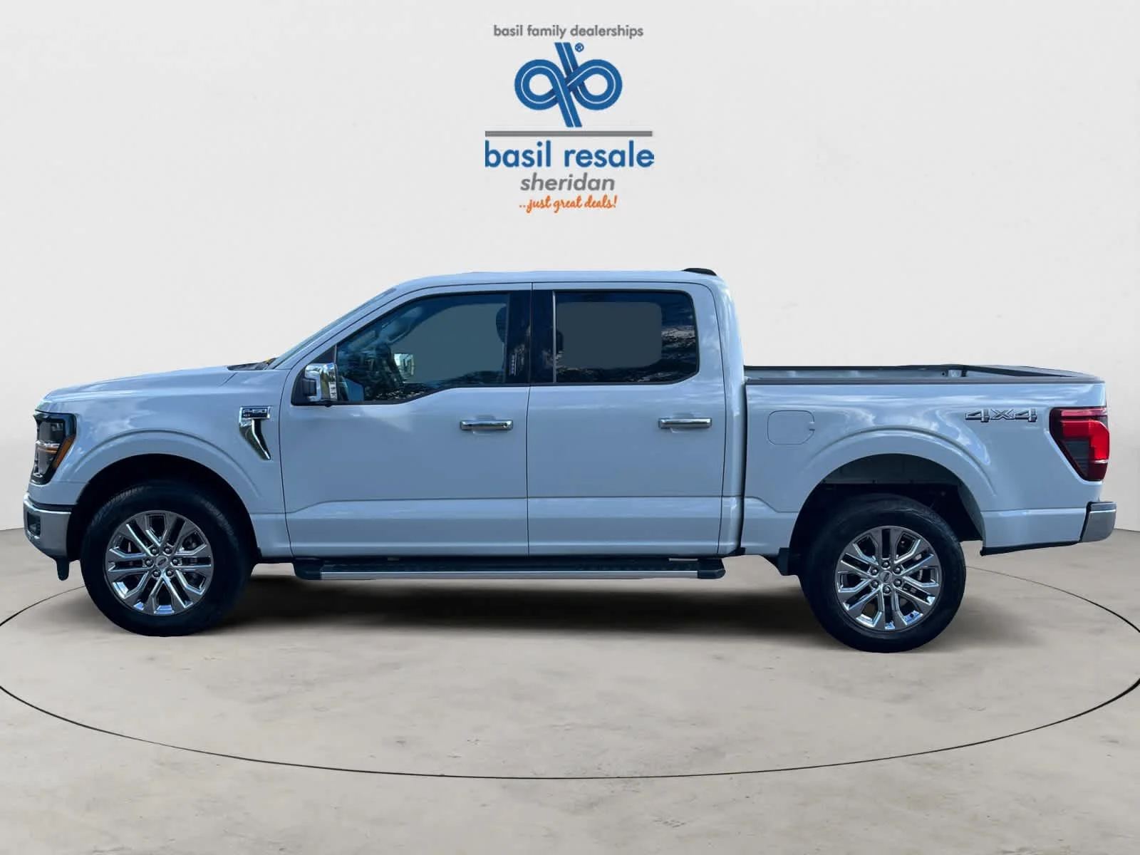 Used 2024 Avalanche Ford XLT image 8