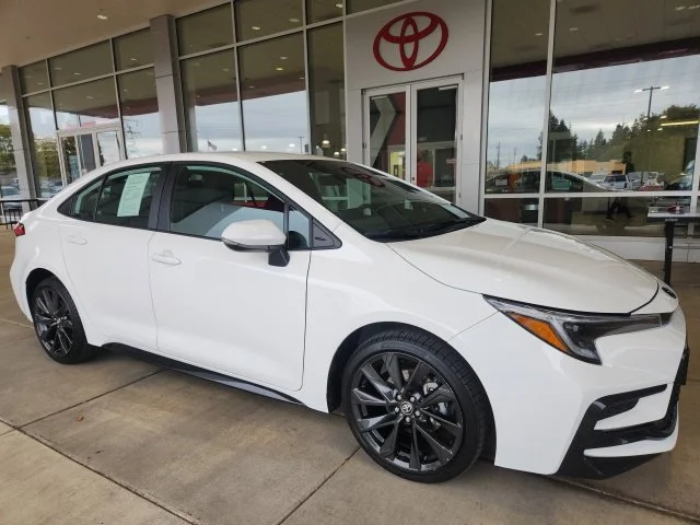 Used 2024 White Toyota SE image 4
