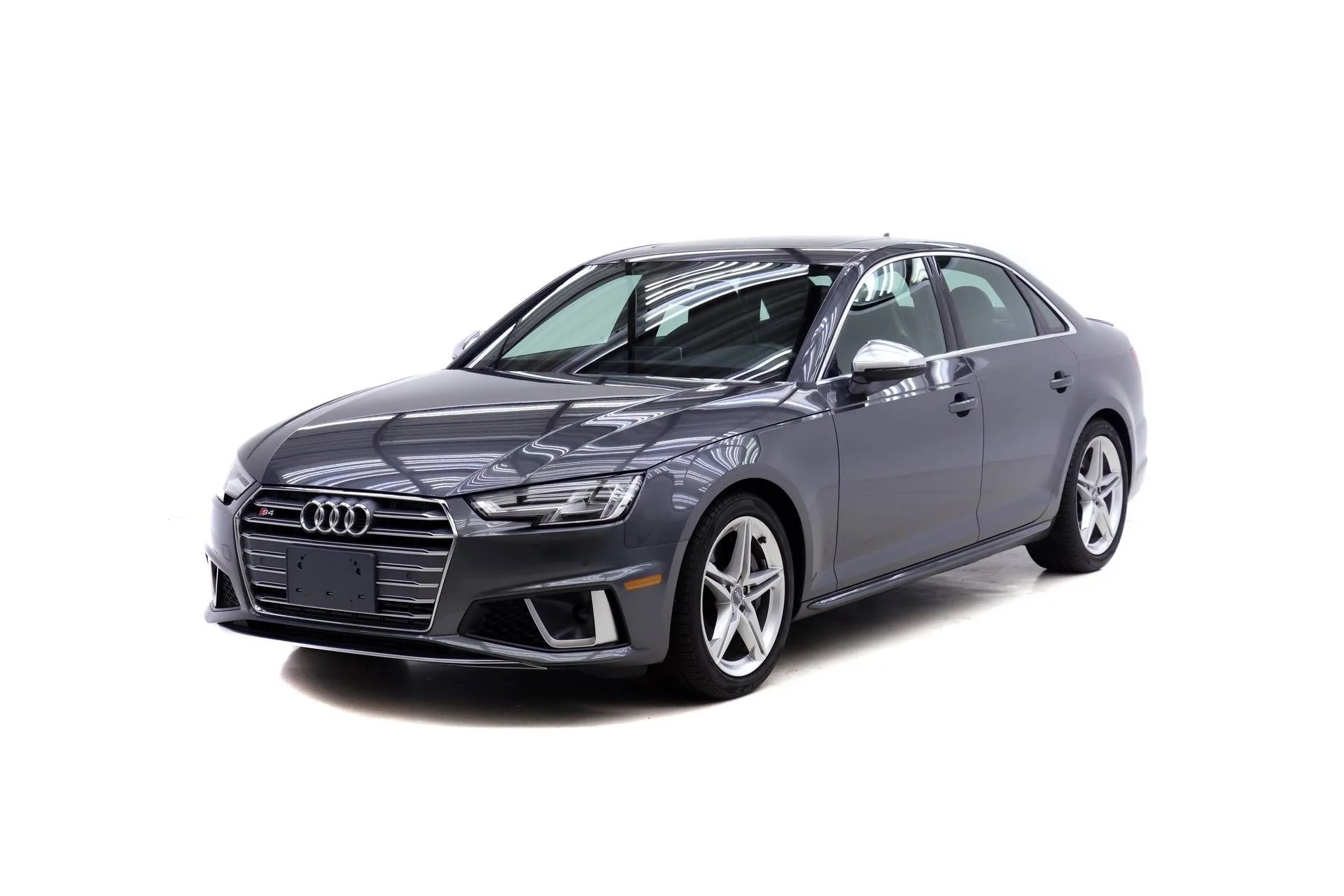 Used 2019  Audi 3.0T Premium Plus image 1