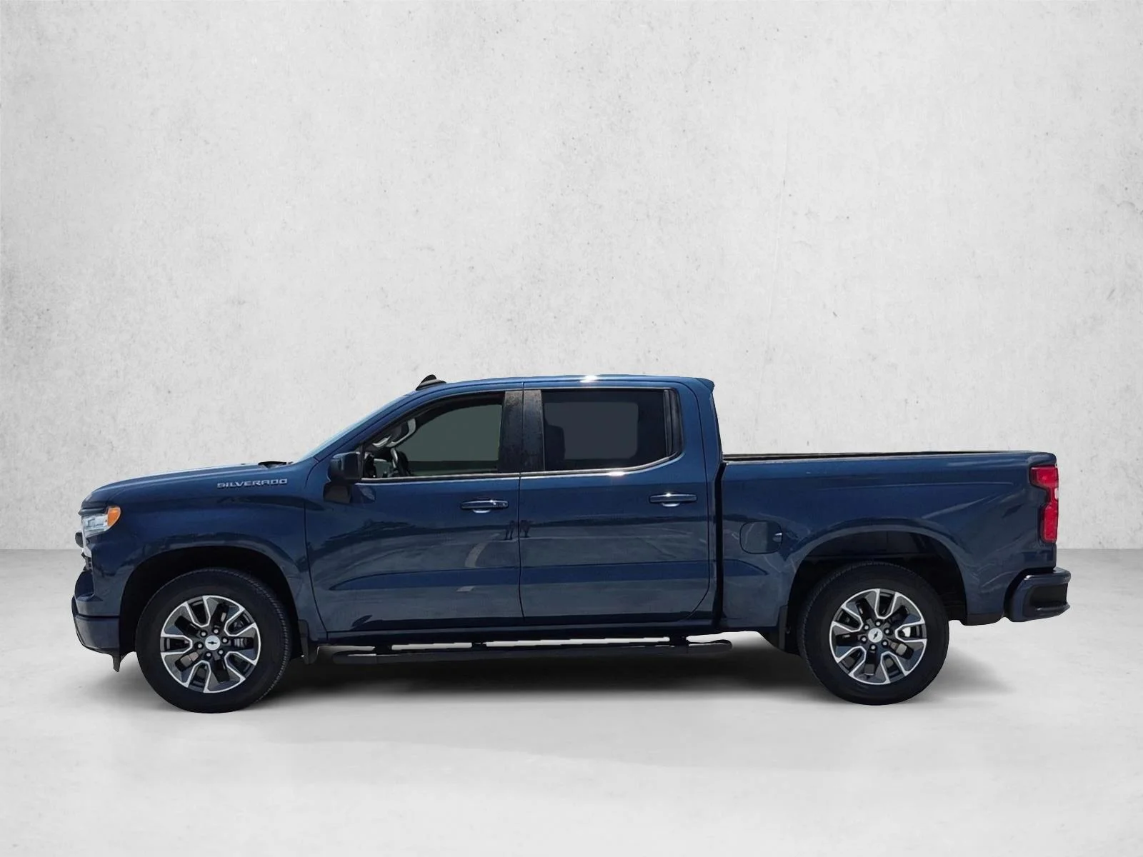 Used 2023 Northsky Blue Metallic Chevrolet RST image 9