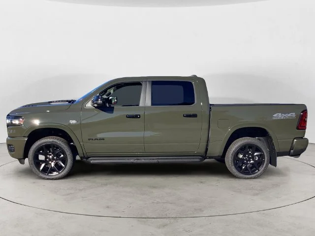 New 2027 Tank Ram LARAMIE CREW CAB 4X4 5