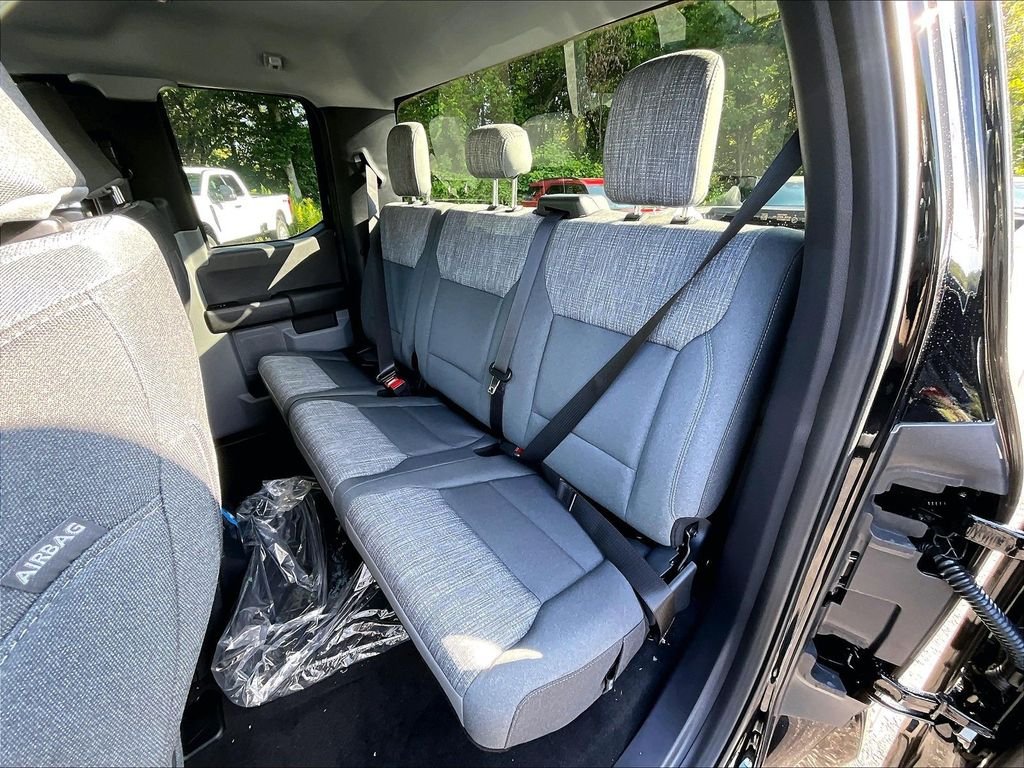 New 2026 Agate Black Metallic Ford XLT image 10