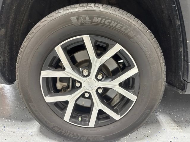 Used 2023 Black Jeep Limited image 6