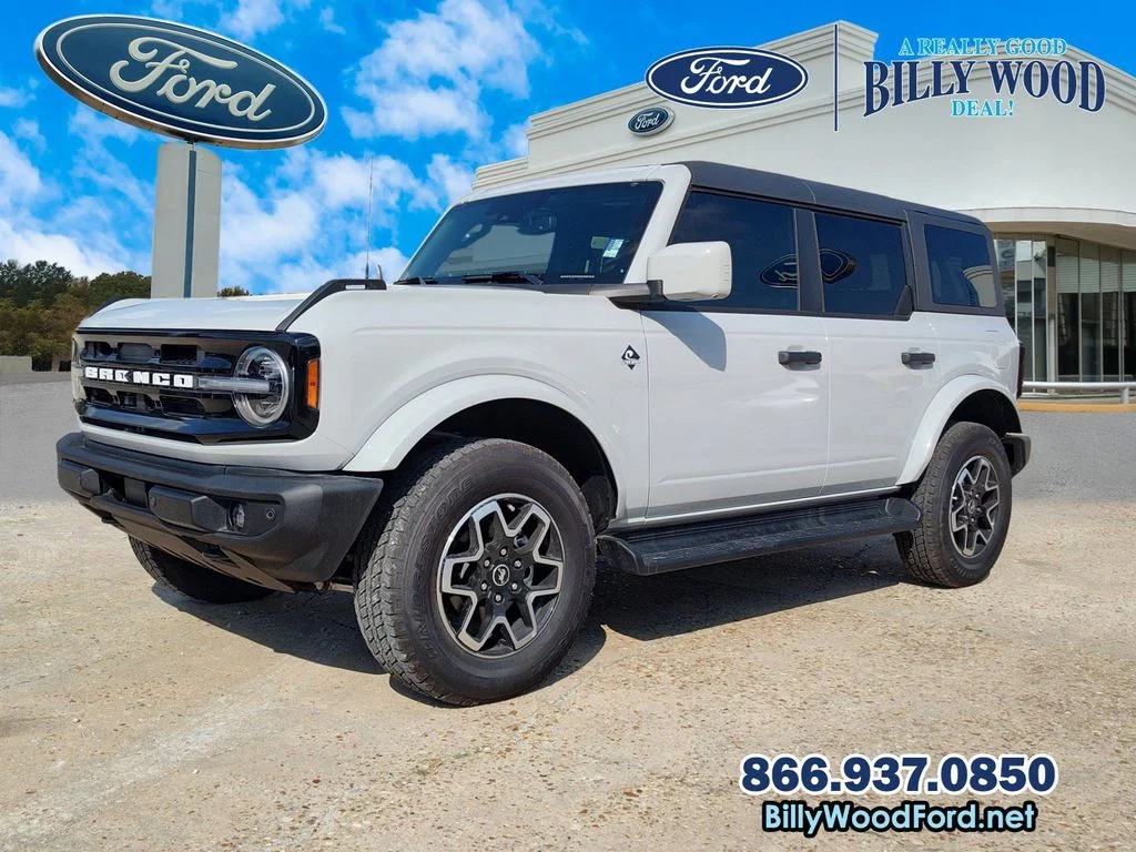 2026 Ford Bronco Outer Banks