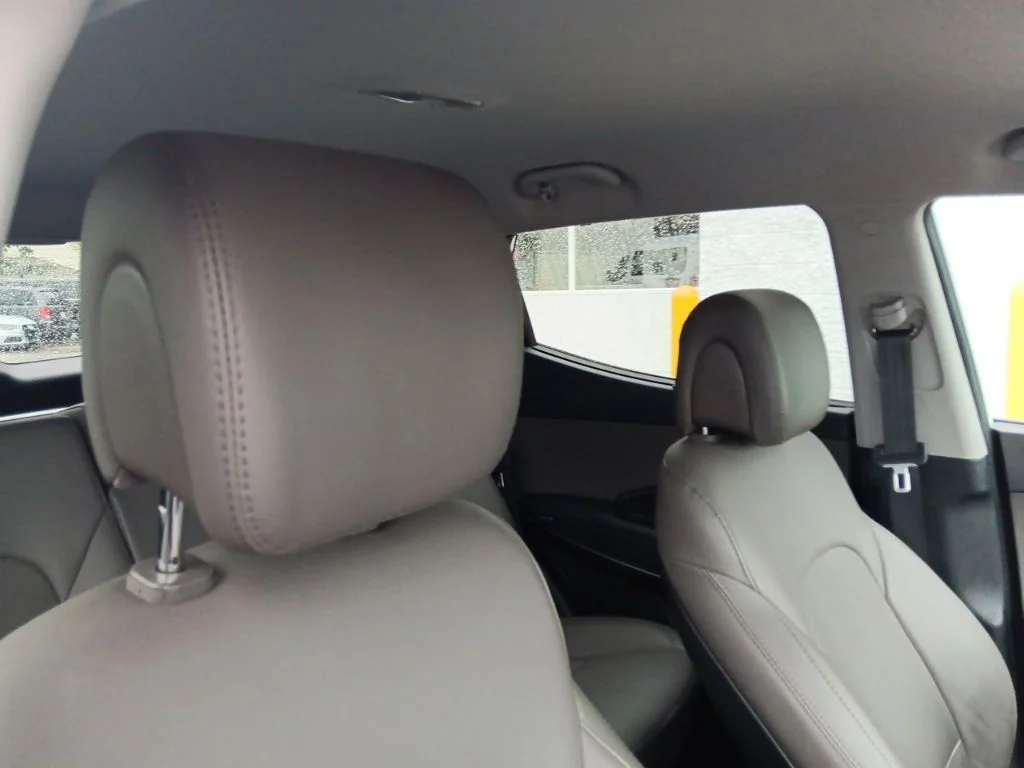 Used 2018 Pearl White Hyundai 2.4 Base image 37