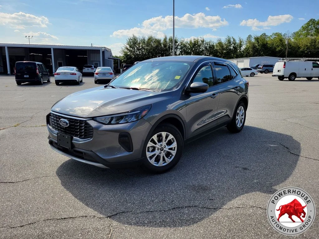 Used 2023 Gray Ford Active image 2