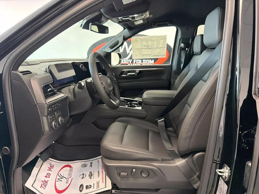 New 2027 Black Chevrolet Z71 image 11