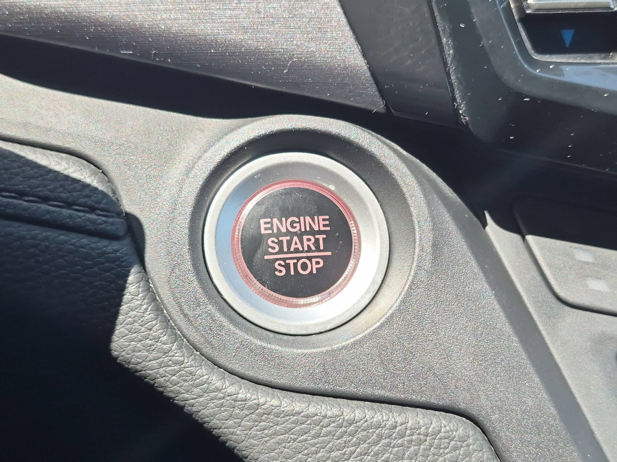2024 Honda Odyssey EX-L - Photo 16