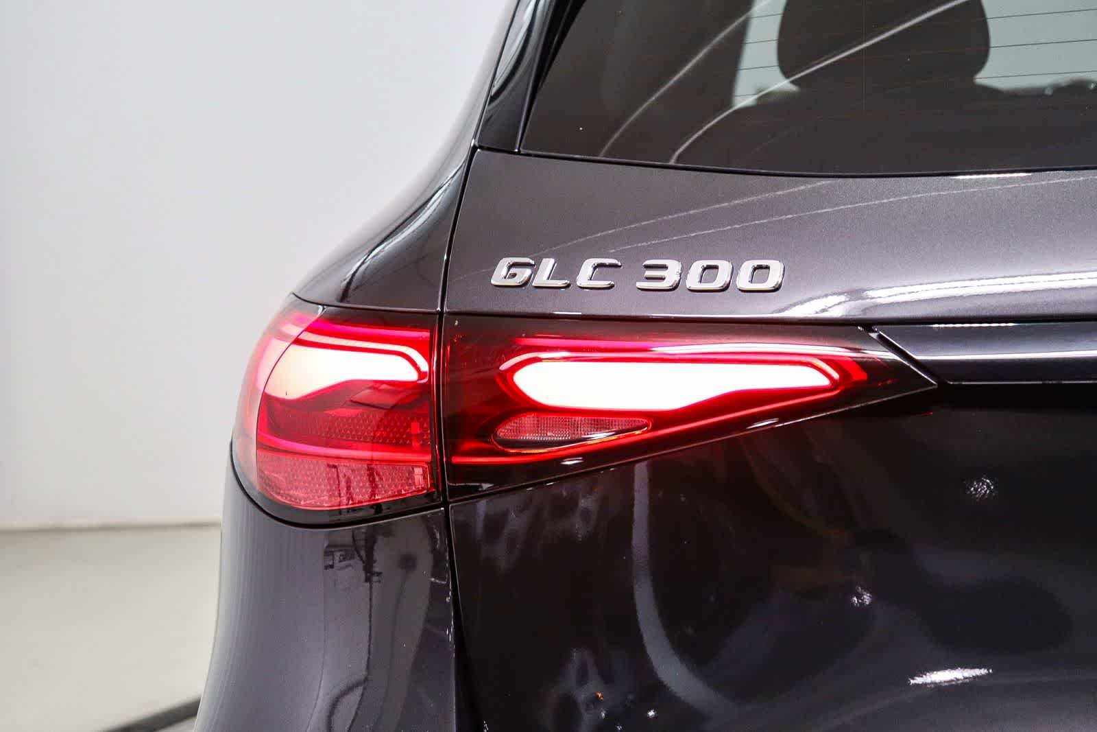 Certified Used 2026 Graphite Grey Metallic Mercedes-Benz GLC 300 image 11