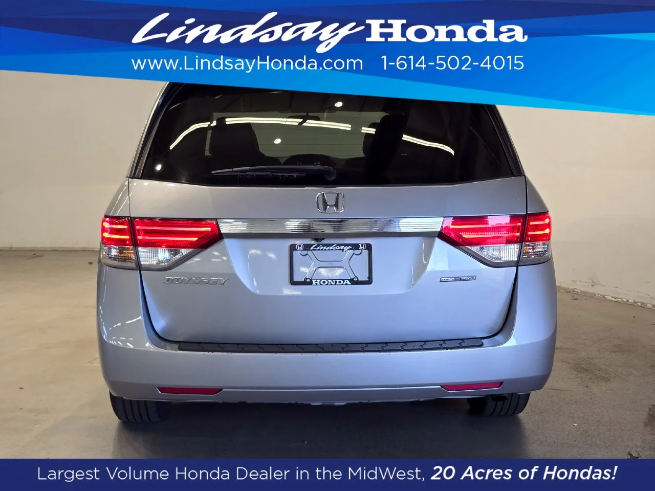 Used 2017 Lunar Silver Metallic Honda SE image 6