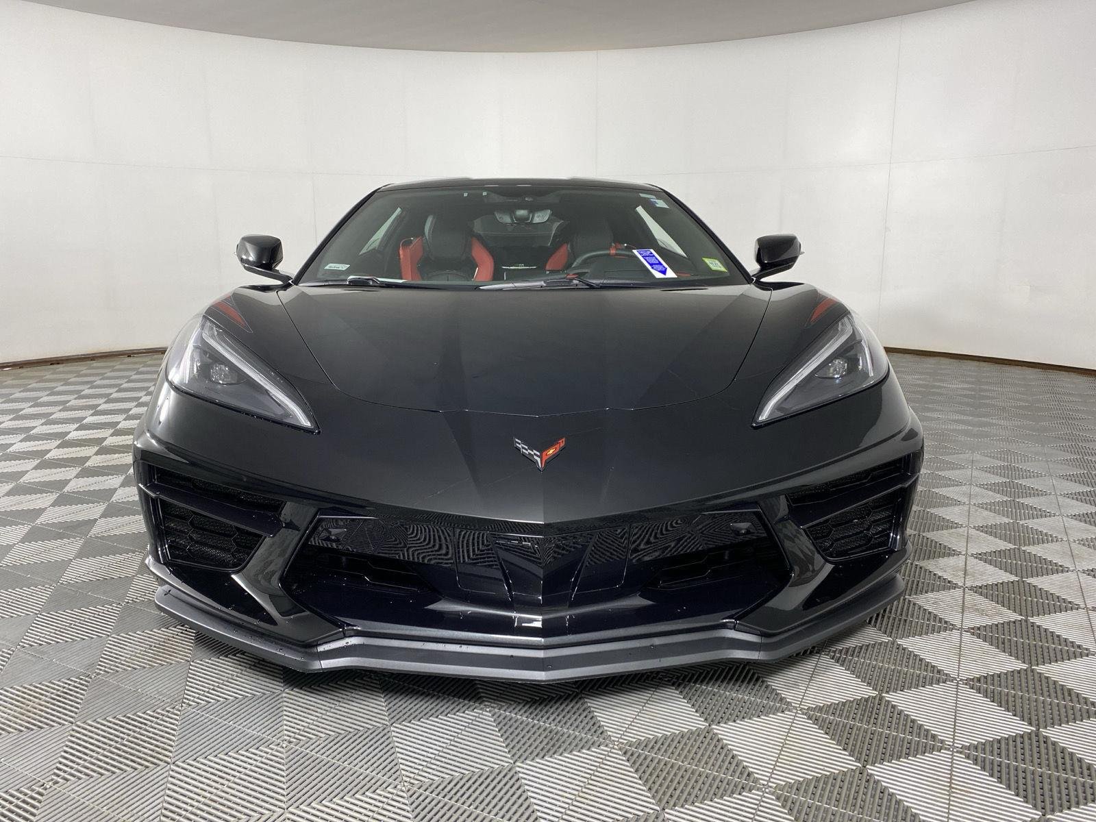 Used 2020 Black Chevrolet 2LT image 2