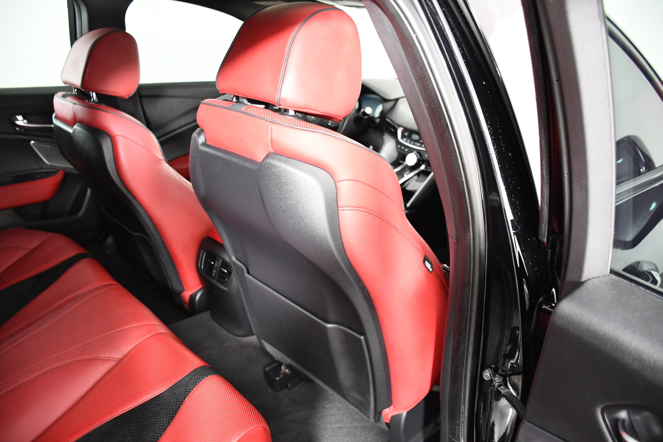 Used 2023 Majestic Black Pearl Acura w/A-Spec Package image 98