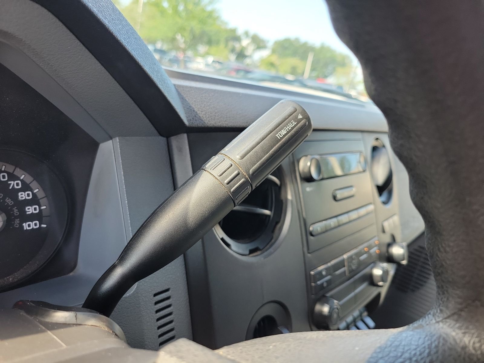 Used 2016 Black Ford XL image 21