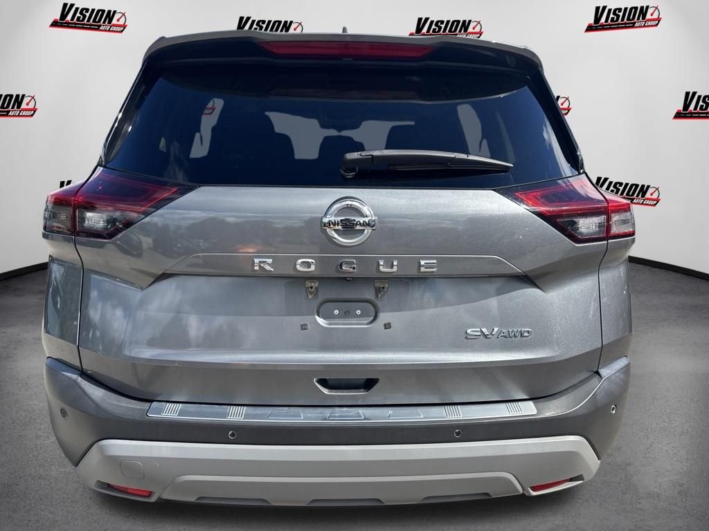 Used 2021 Gray Nissan SV image 6