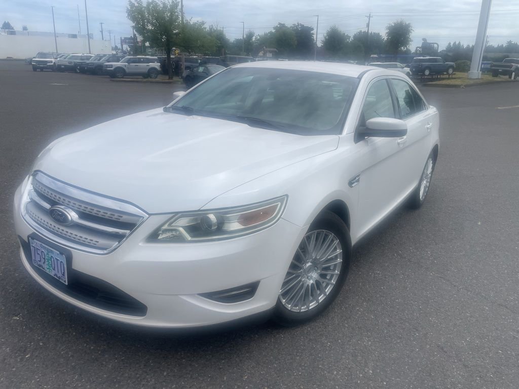 2011 Ford Taurus SEL FWD's photo