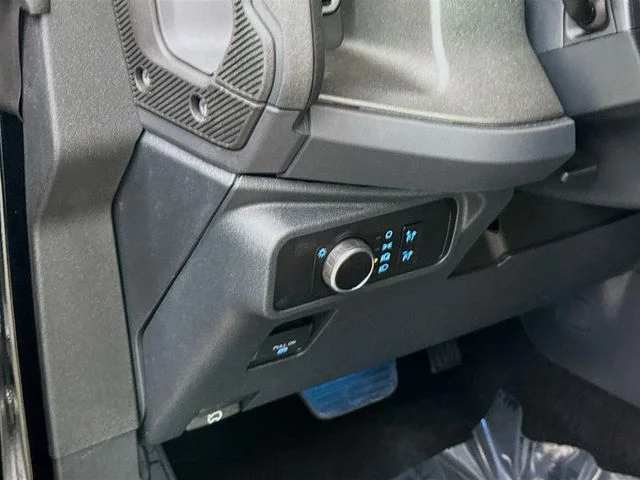 Used 2025 Shadow Black Ford Base image 10