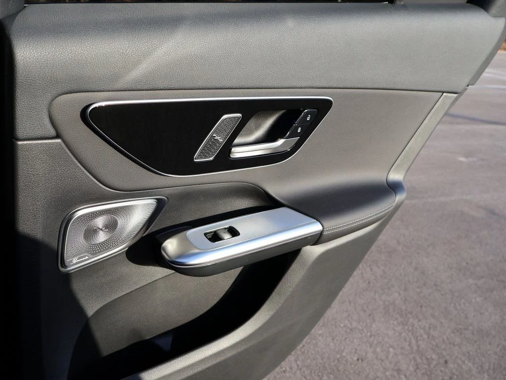 Certified Used 2026 Graphite Gray Metallic Mercedes-Benz GLC 300 image 16