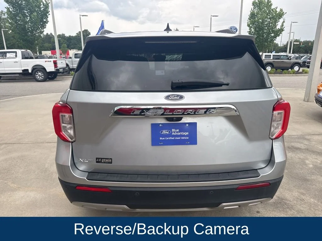 Certified Used 2023 Iconic Silver Metallic Ford XLT image 5