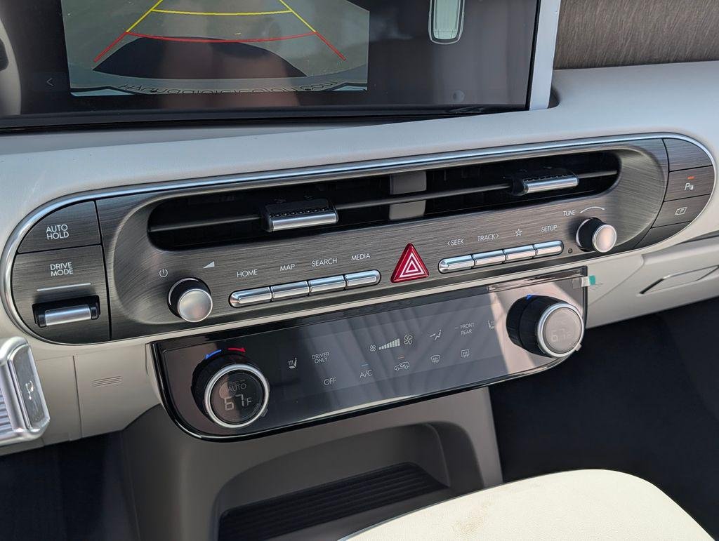 New 2027 Silver Hyundai Blue SEL 7P image 27