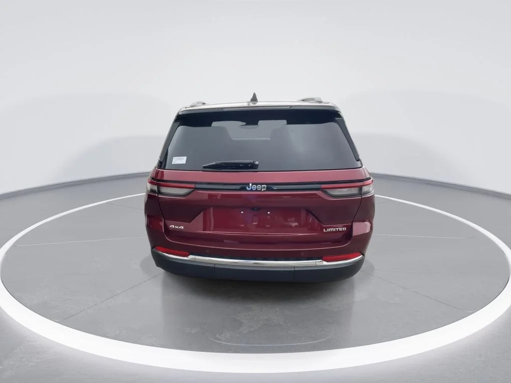 Used 2023 Red Jeep Limited image 7
