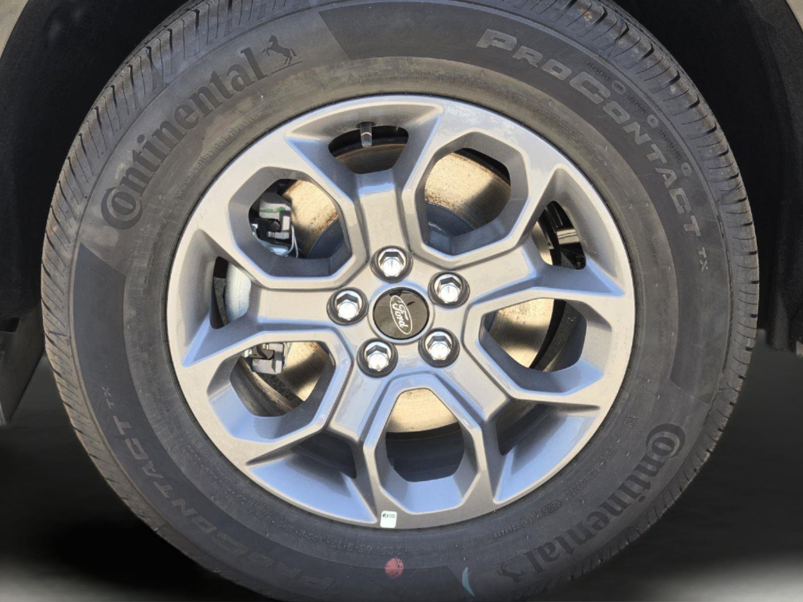 New 2026 Shadow Black Ford XLT image 7