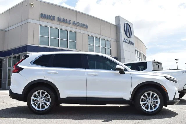 Used 2024 Platinum White Pearl Honda EX-L image 4