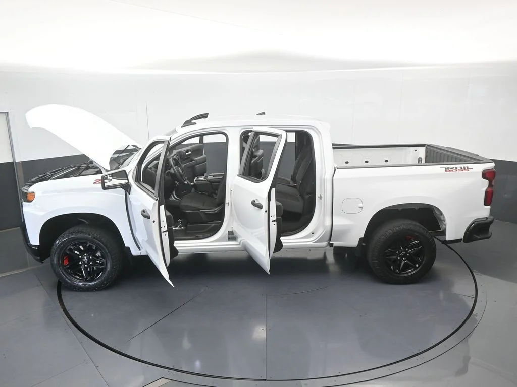 Used 2021 Summit White Chevrolet Custom Trail Boss image 68