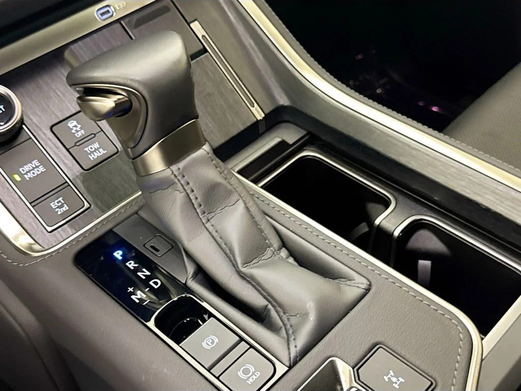 Used 2025 Black Lexus 550 Premium+ image 16