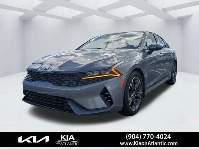 Used 2021 Silver Kia EX image 6