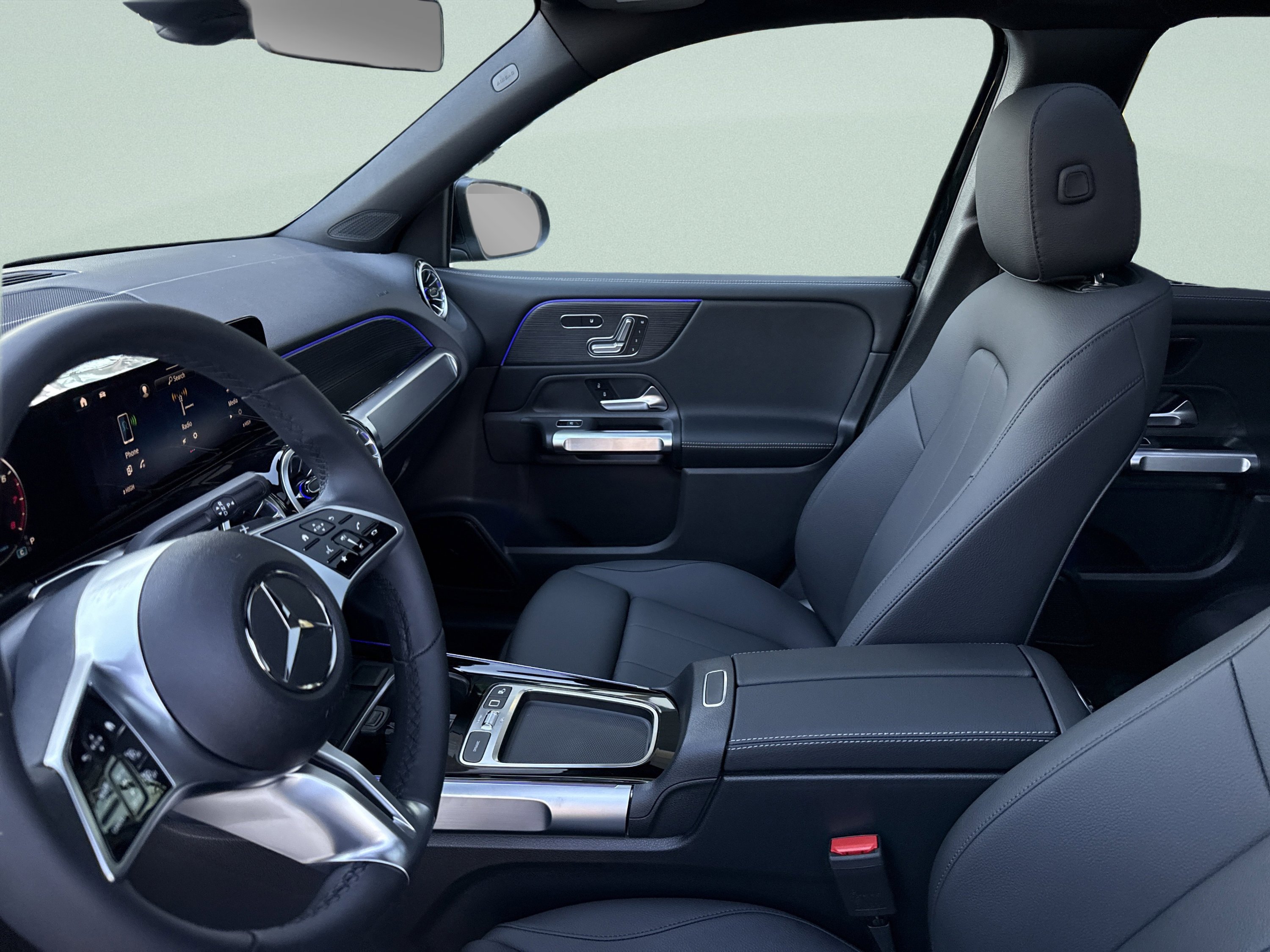 New 2026 Night Black Mercedes-Benz GLB 250 image 22