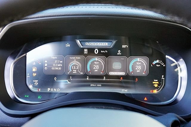 New 2026 Granite Crystal Metallic Clear-Coat Exterior Paint RAM Laramie image 42