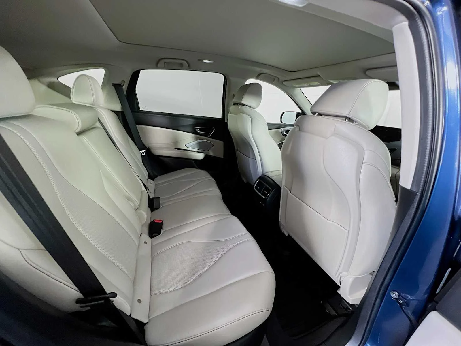 Used 2025 Canyon River Blue Metallic Acura w/Technology Package image 27
