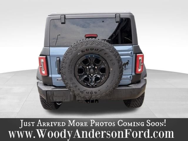 Used 2024 Azure Gray Metallic Ford Wildtrak image 5