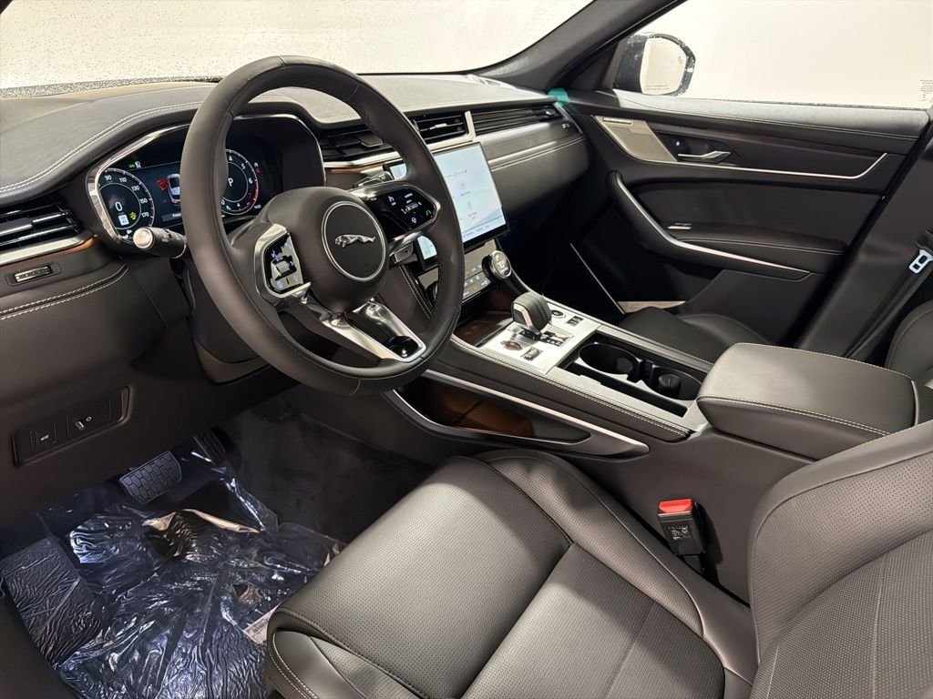 New 2026 Santorini Black Jaguar P400 R-Dynamic S image 10