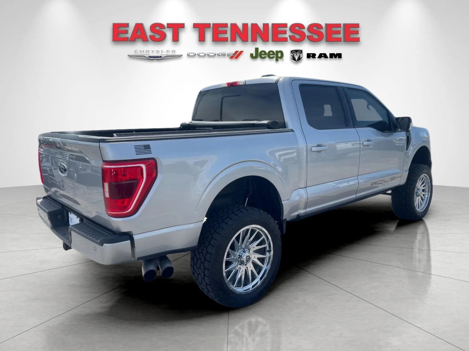 Used 2022 Silver Ford XLT image 3