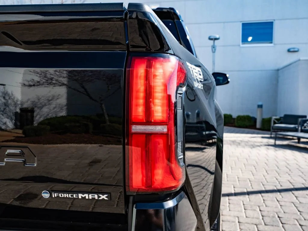 2025 Toyota Tacoma TRD Sport - Photo 8