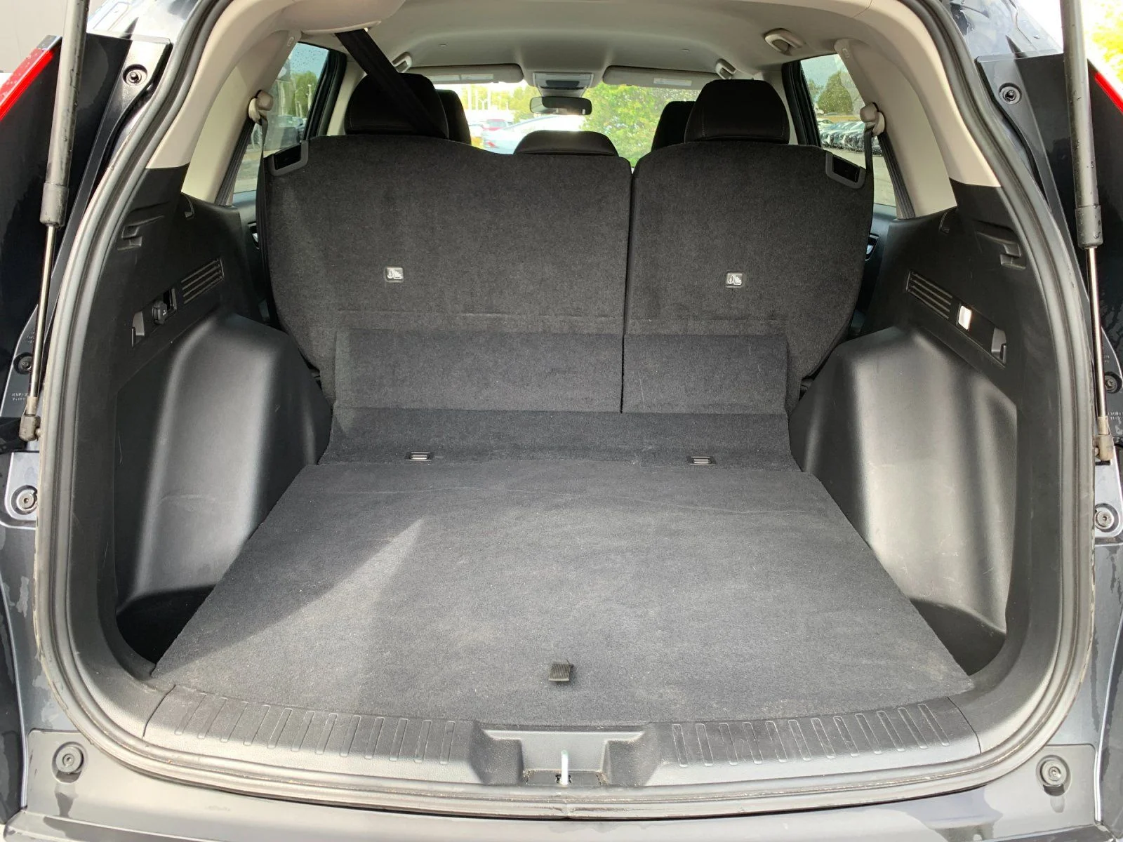 Used 2025  Honda LX image 17