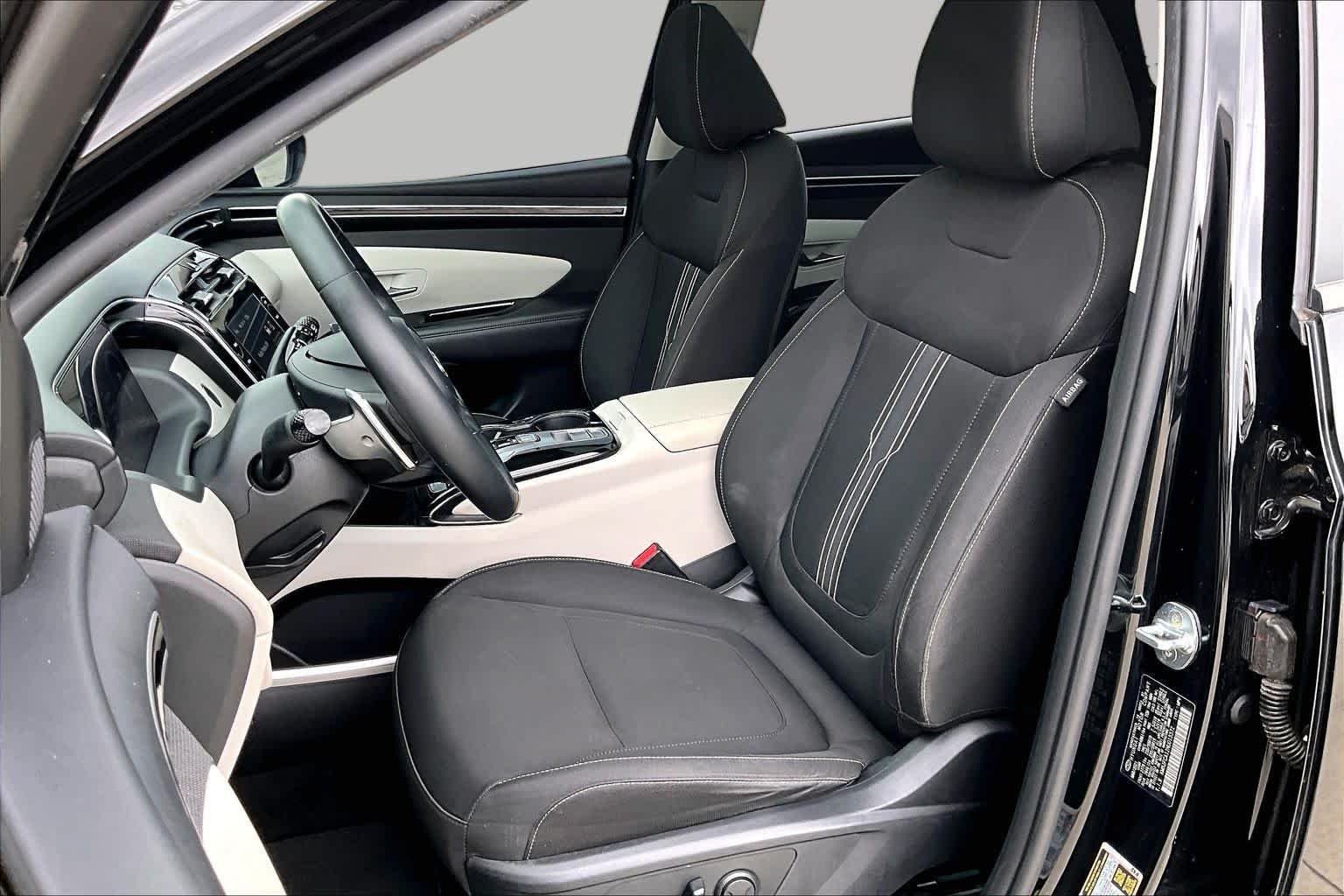 Used 2022 Phantom Black Hyundai SEL Convenience image 8