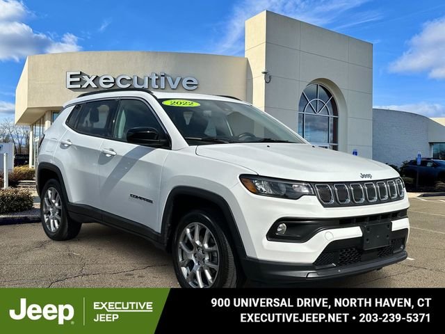 2022 Jeep Compass Latitude Lux 4X4's photo