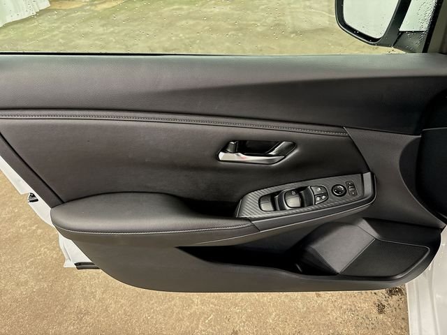 Used 2023 White Nissan SV image 14